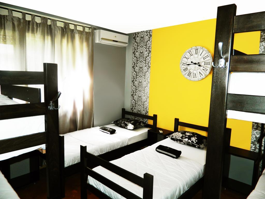 Hostel Kalonis Skopje Kamer foto