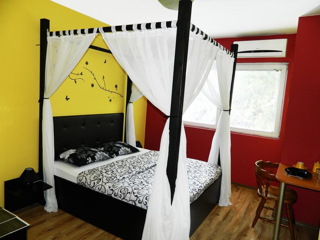 Hostel Kalonis Skopje Kamer foto