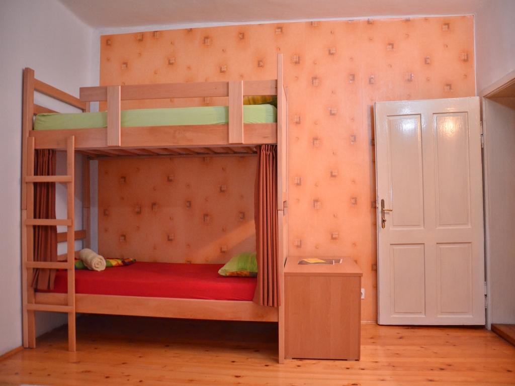 Hostel Kalonis Skopje Kamer foto